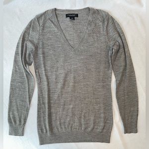 Banana Republic Gray Merino Wool Sweater Size Small